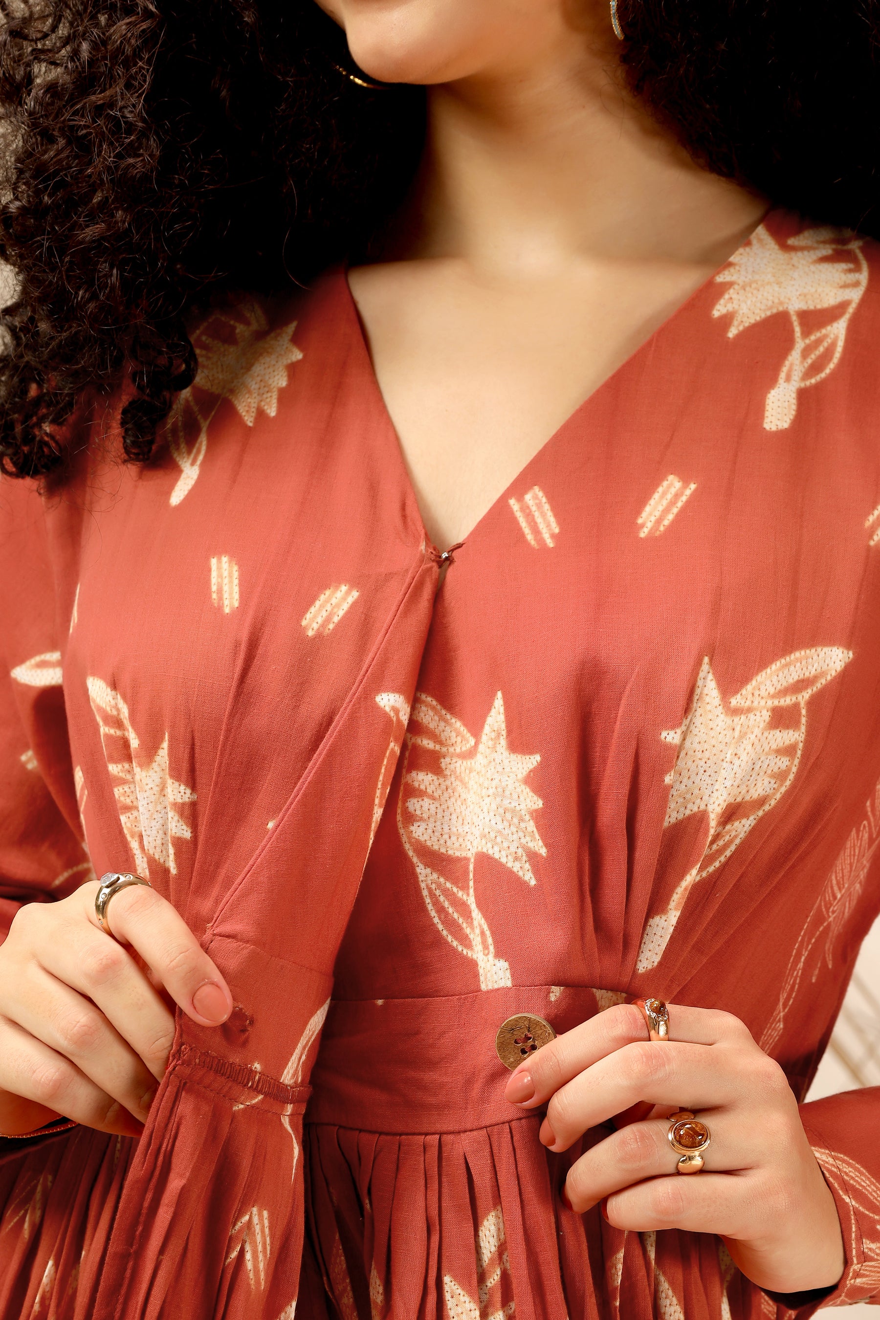 Kokum red shibori tie-dye cotton wrap dress with flowy silhouette - World of Toji