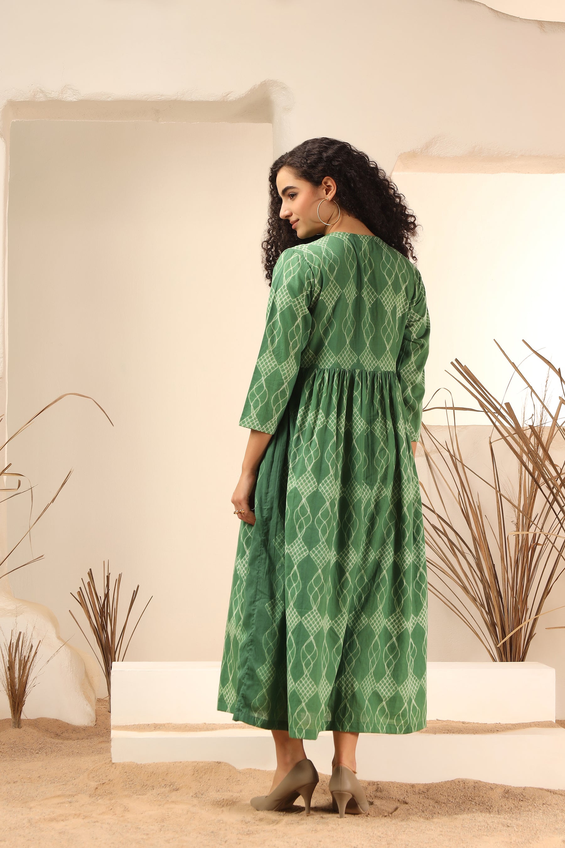 Khus green shibori tie-dye cotton kali dress with flared panel skirt - World of Toji