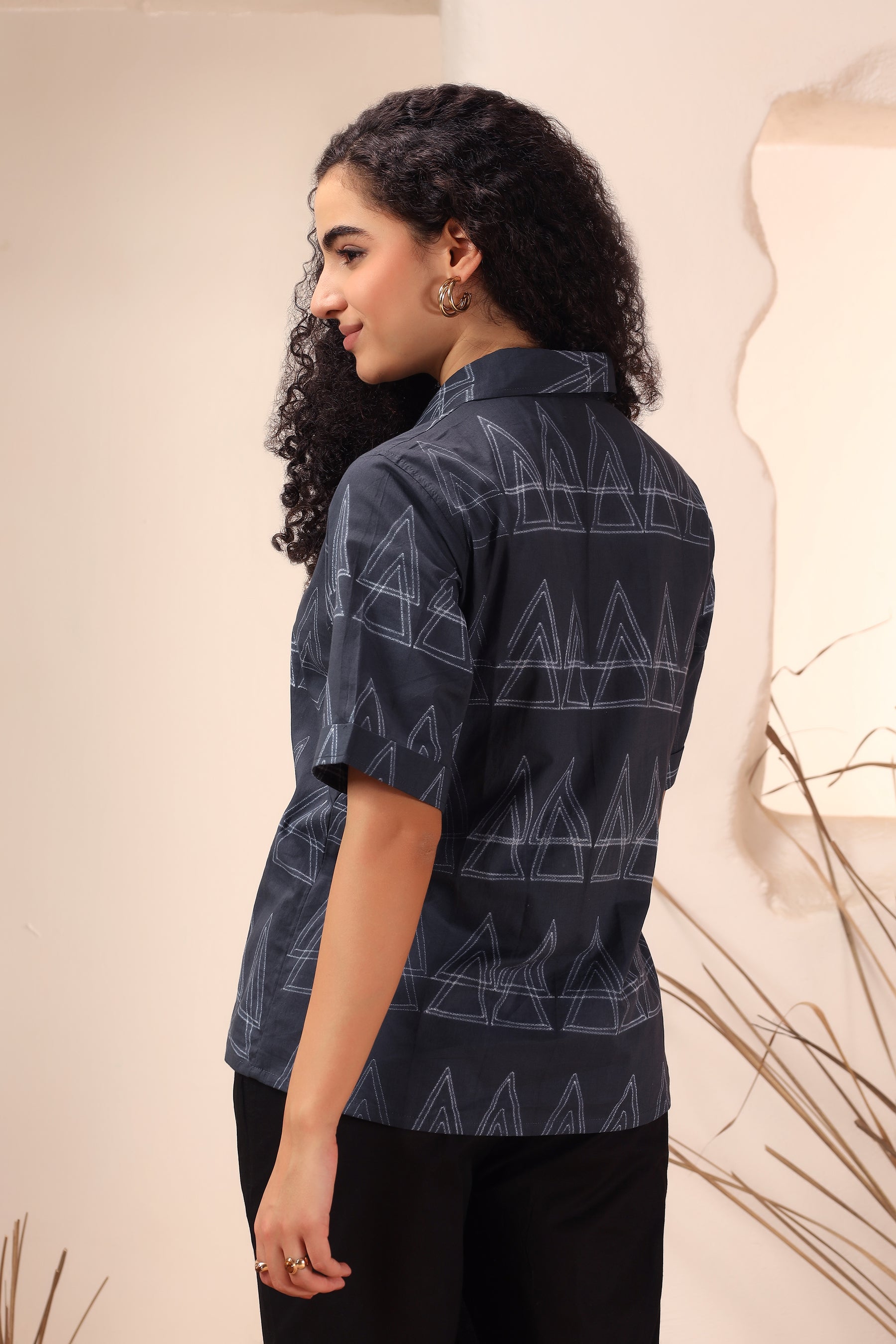 Kala Khatta black shibori tie-dye cotton shirt for women - World of Toji
