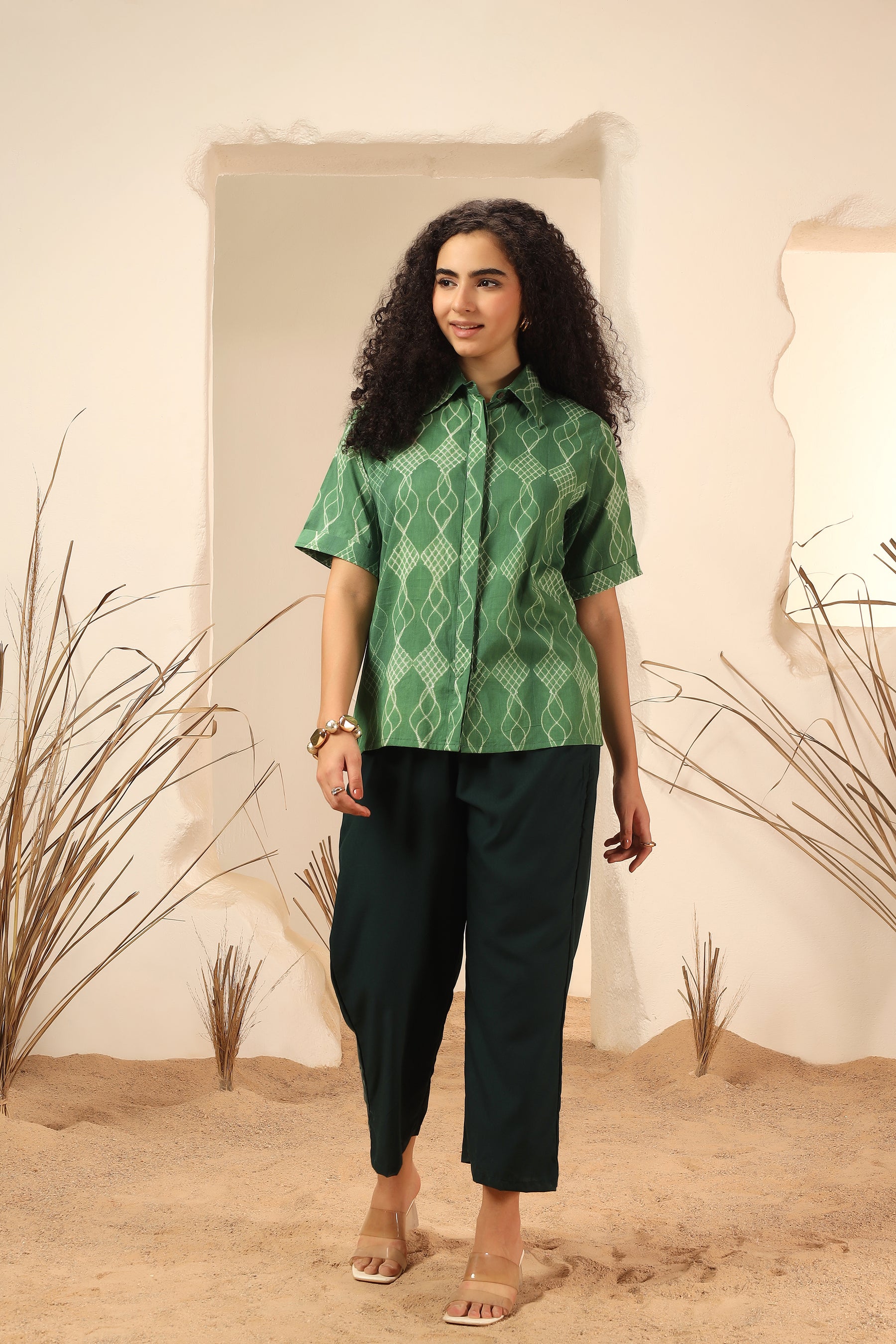 Khus green shibori tie-dye cotton shirt for women, relaxed fit - World of Toji