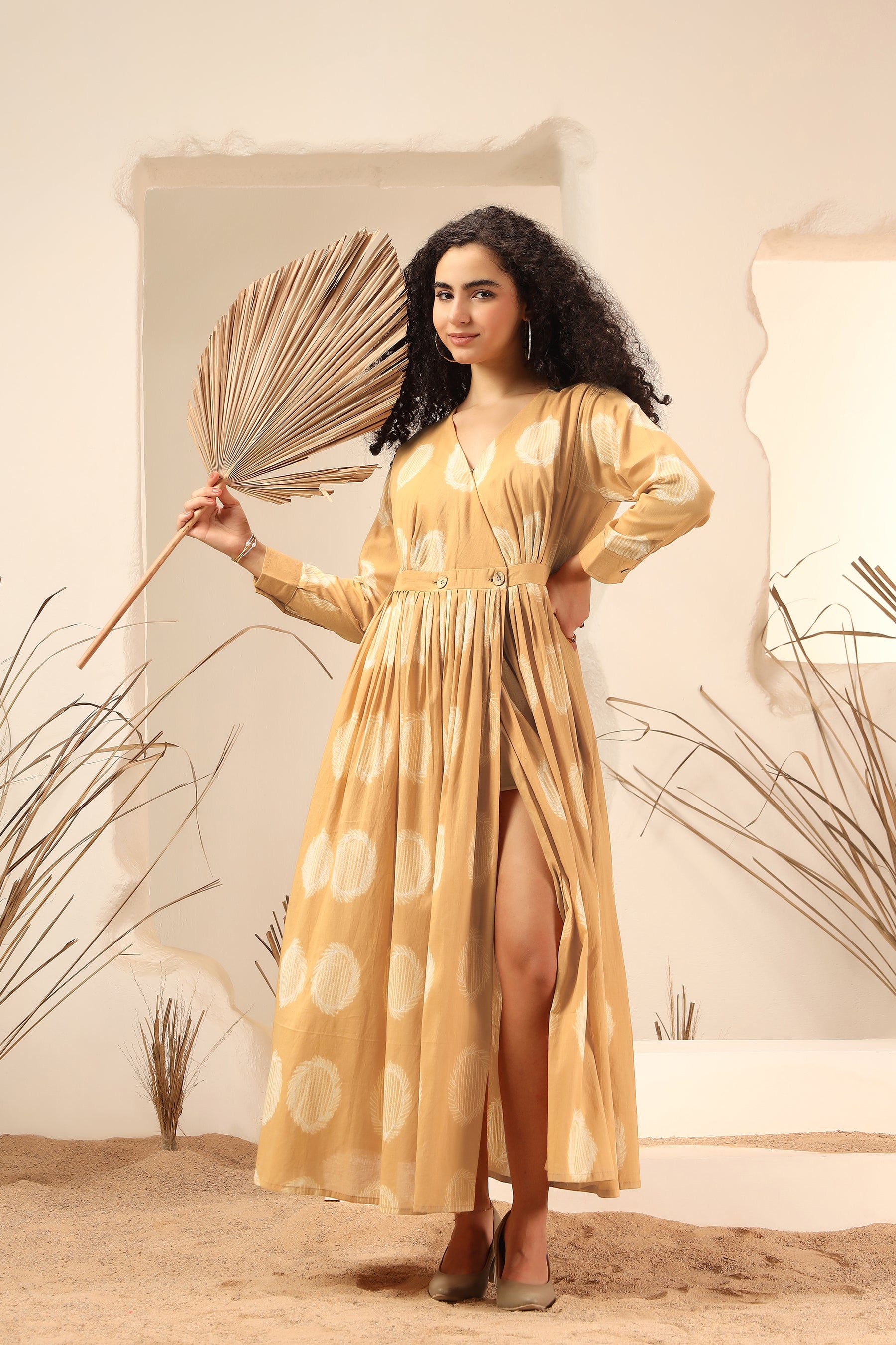 Aamras yellow shibori tie-dye cotton wrap dress with V-neck and kimono sleeves - World of Toji