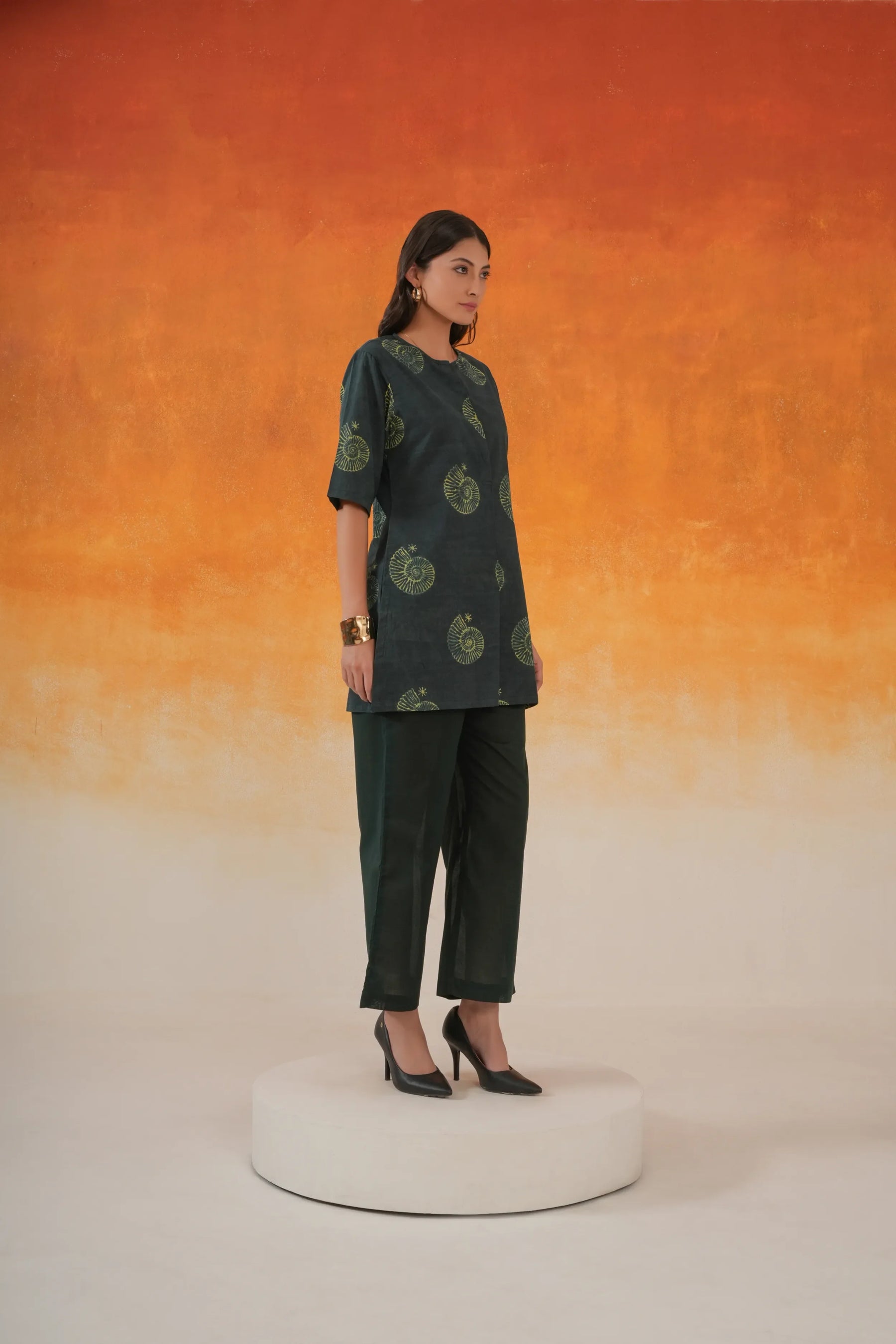 Bottle green Conch Ajrakh cotton Short kurta co-ord set - World of Toji
