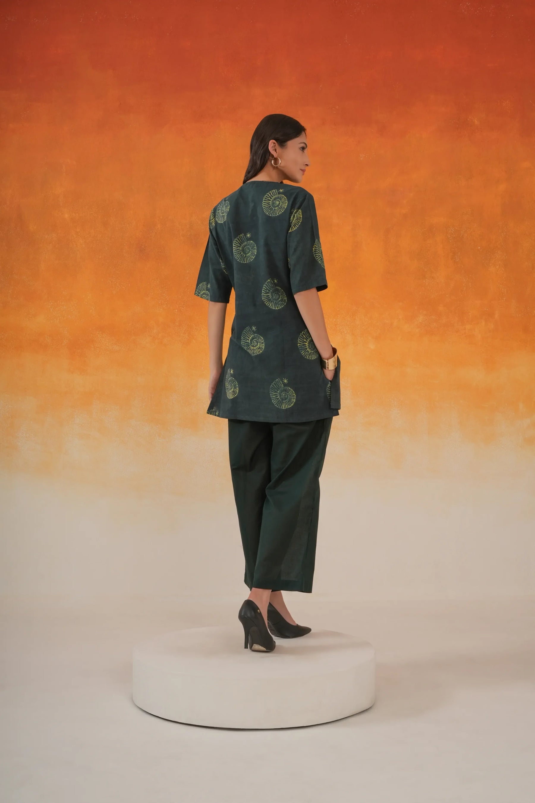 Bottle green Conch Ajrakh cotton Short kurta co-ord set - World of Toji