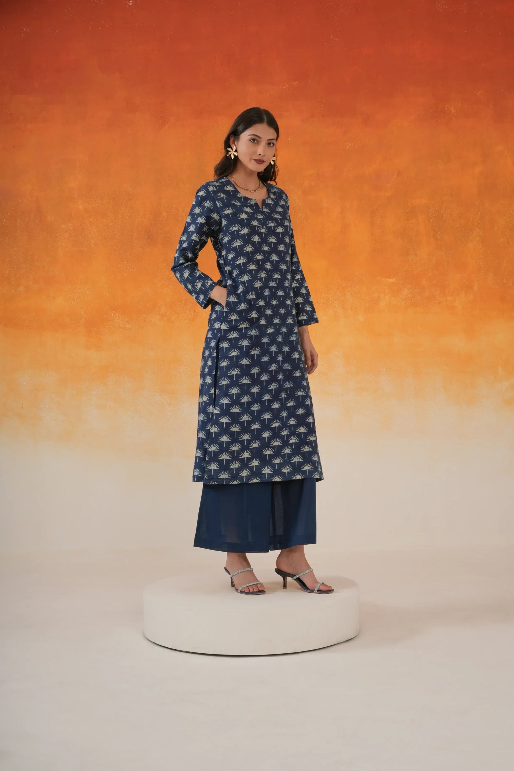 Maple straight Ajrakh cotton kurta in indigo - World of Toji