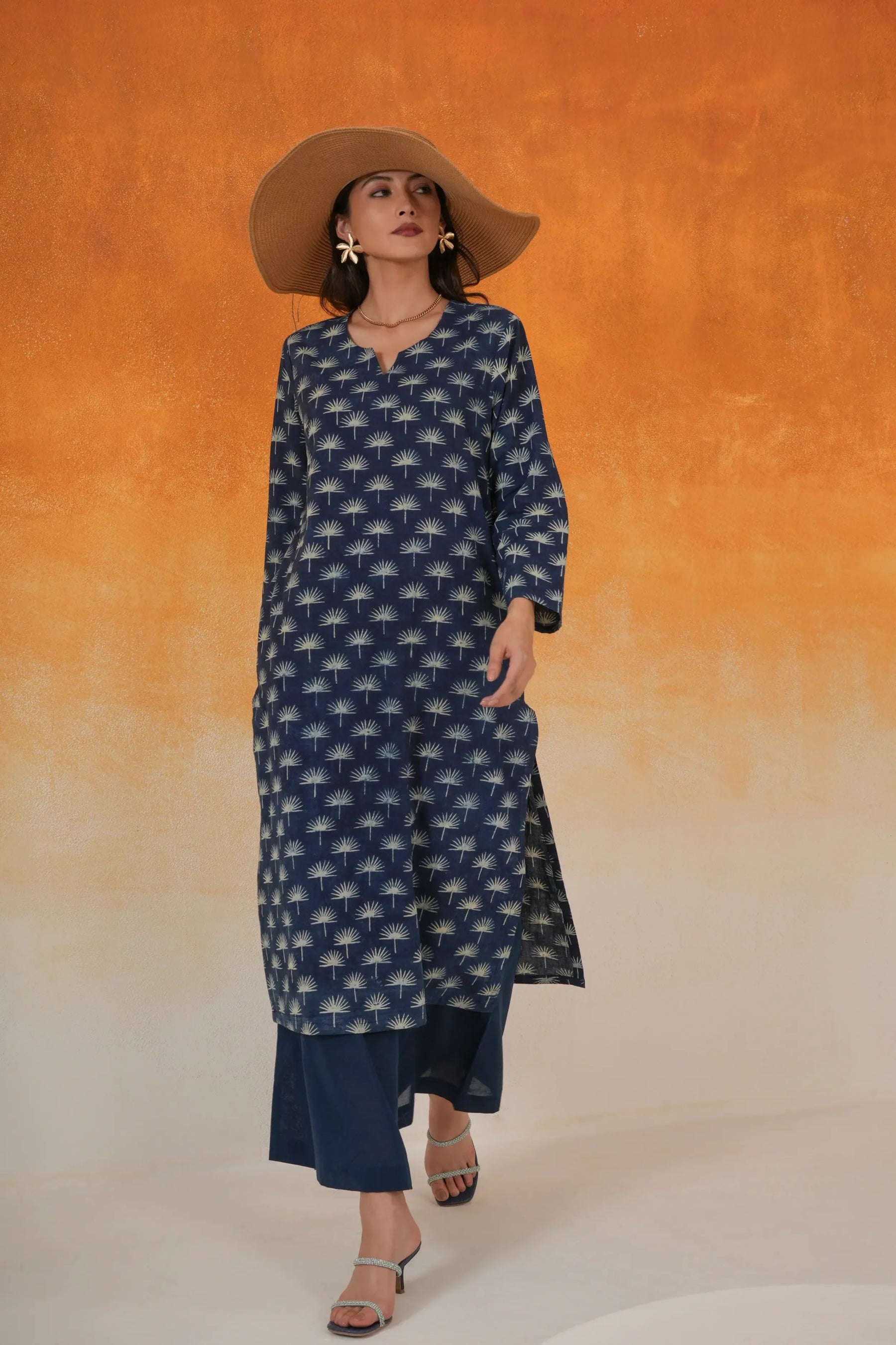 Maple straight Ajrakh cotton kurta in indigo - World of Toji