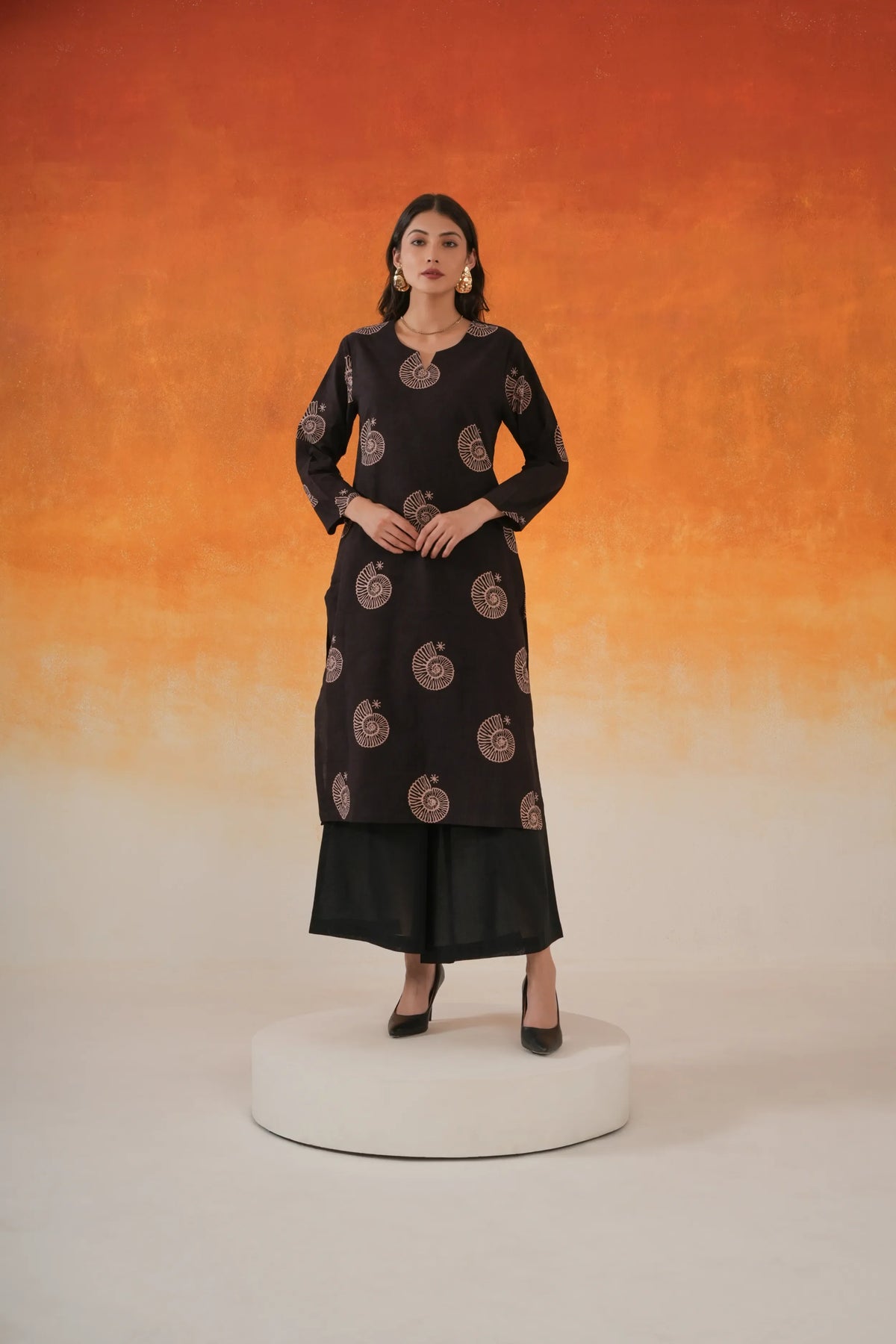Conch straight Ajrakh cotton kurta set in black - World of Toji