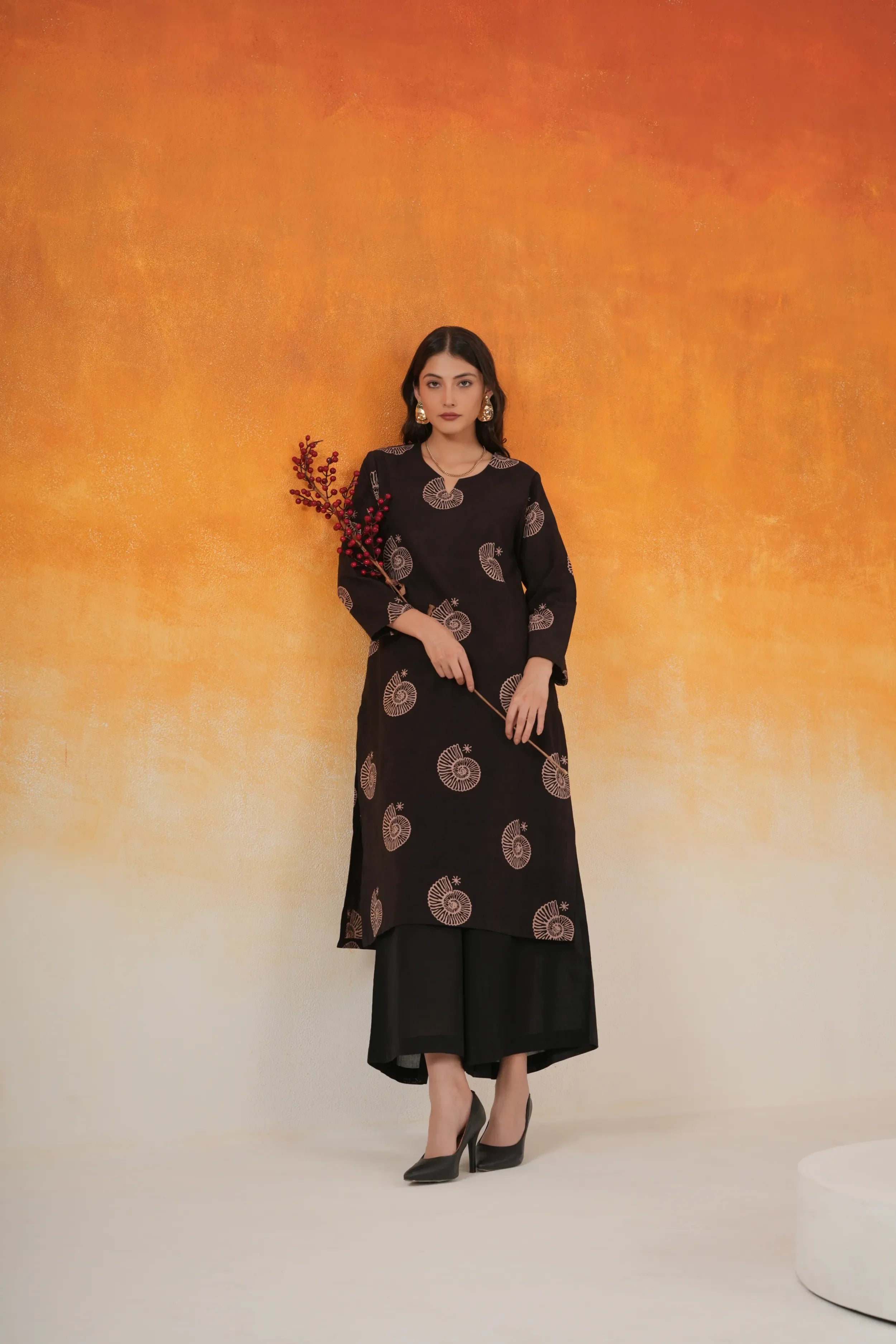 Conch straight Ajrakh cotton kurta set in black