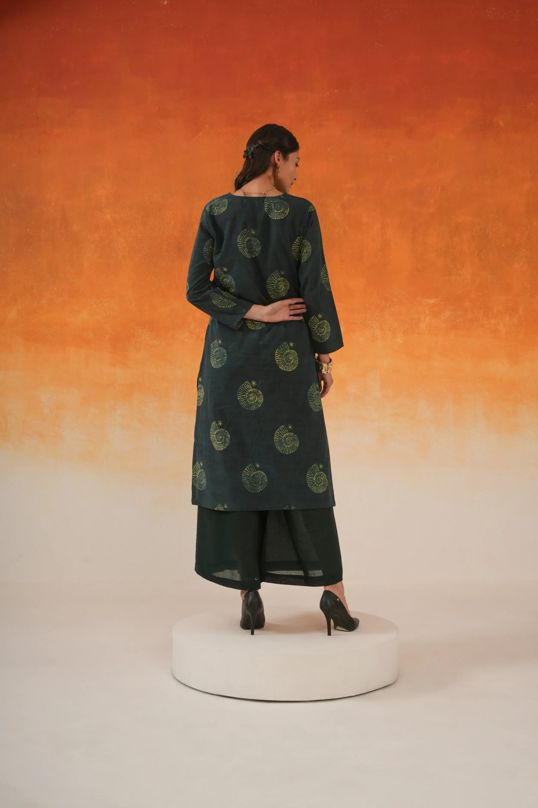 Conch straight Ajrakh cotton kurta set in bottle green - World of Toji
