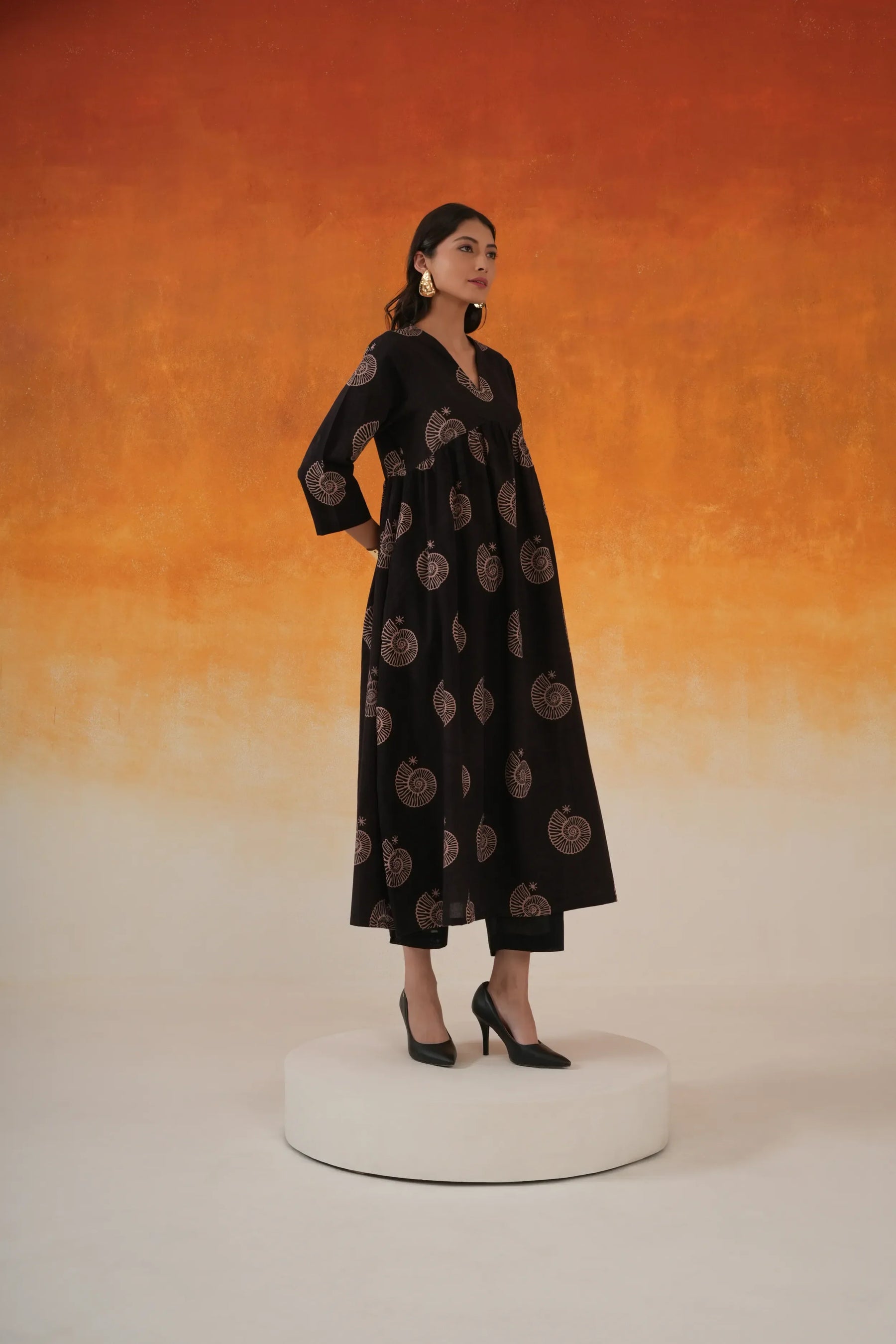 Conch Anarkali Ajrakh cotton kurta in black - World of Toji