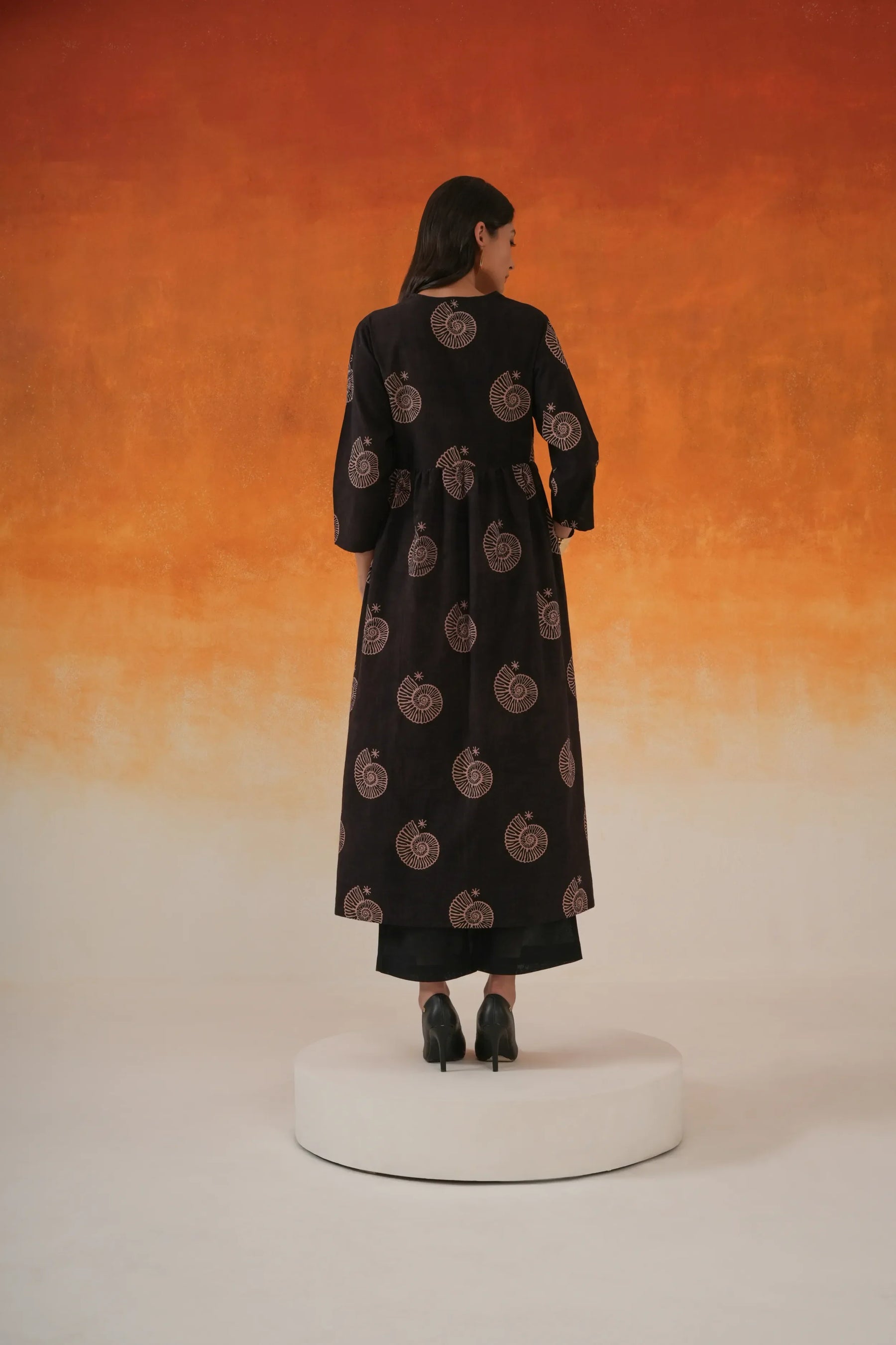 Conch Anarkali Ajrakh cotton kurta in black - World of Toji