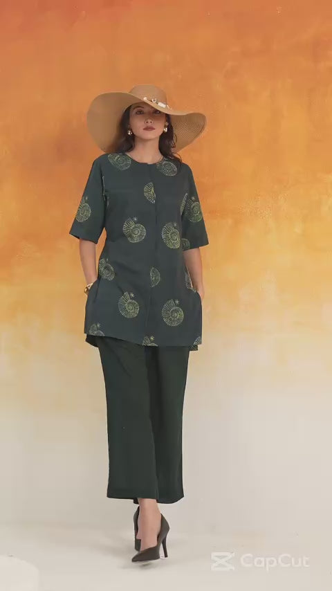 Bottle green Conch Ajrakh cotton Short kurta co-ord set - World of Toji