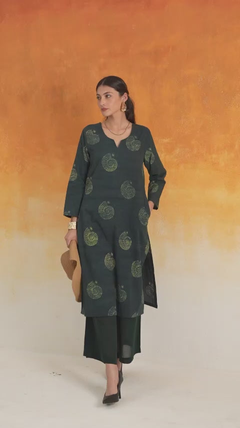 Conch straight Ajrakh cotton kurta set in bottle green - World of Toji